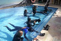 Tobago - Caribbean. Pool lesson.