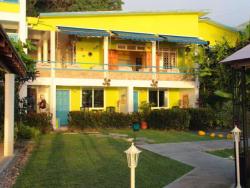 Castle Comfort Lodge Budget Divers Accommodation Sportif Dive Holidays