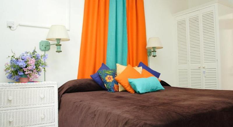 Castle Comfort Lodge Budget Divers Accommodation Sportif Dive Holidays